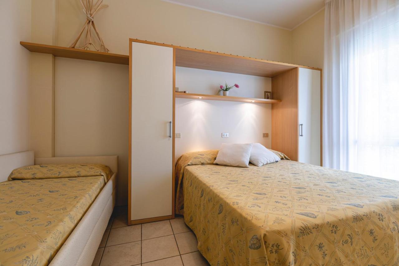 Hotel Loretta & Dependance Червия Экстерьер фото